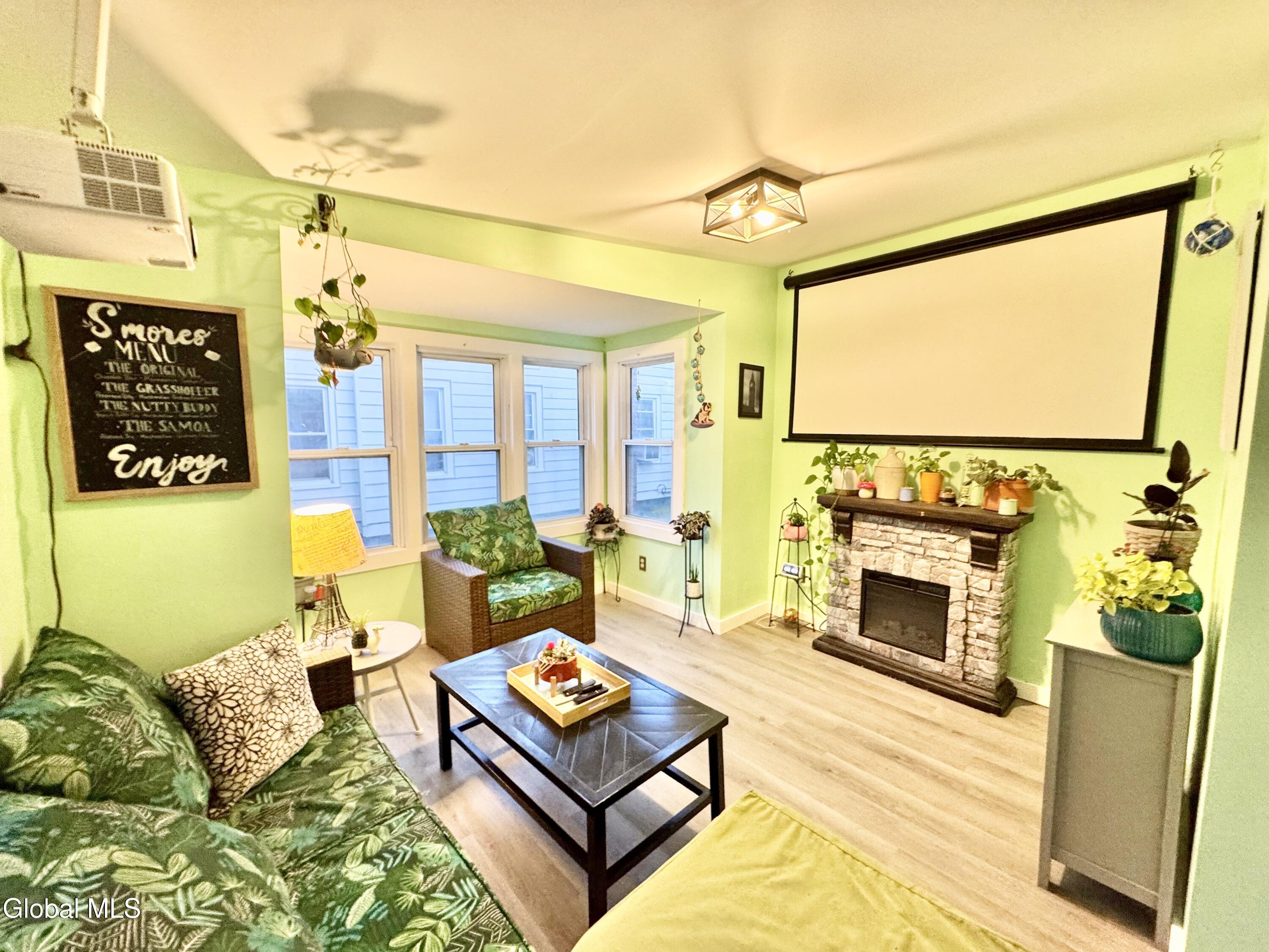 74 Broadway Fort Edward NY 12828