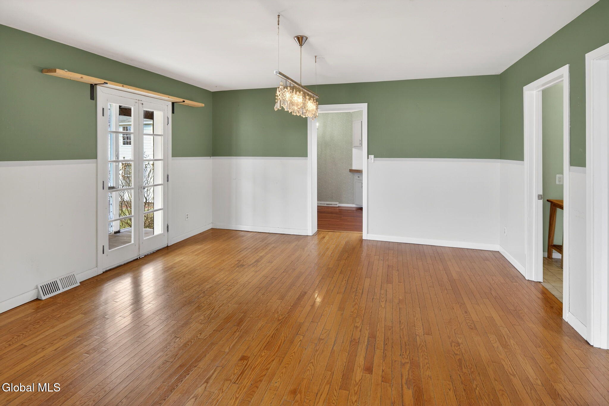 35 123rd Street Troy NY 12182