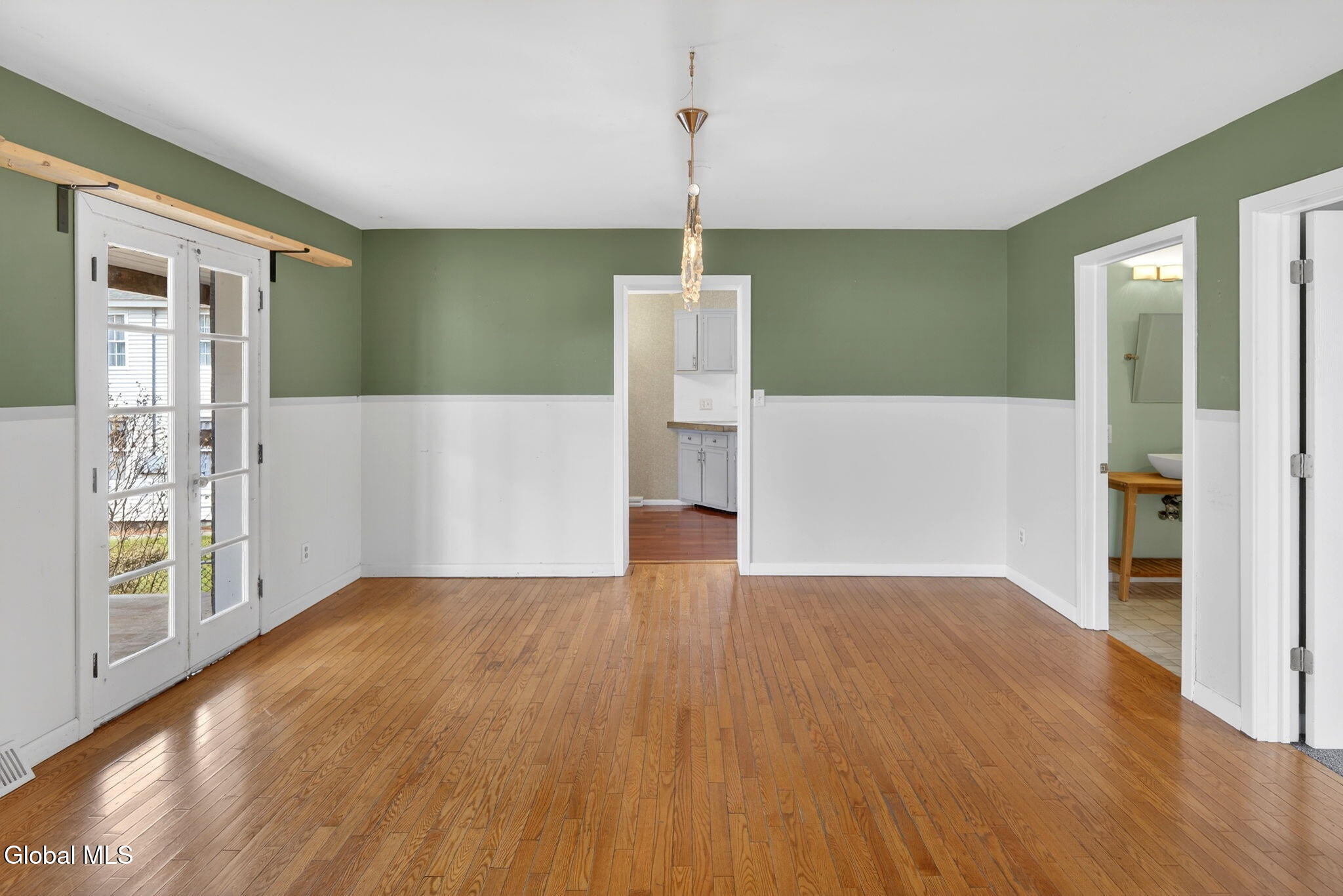 35 123rd Street Troy NY 12182