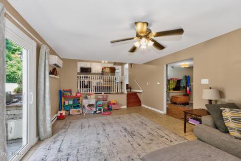 60 Denison Road Schenectady NY 12309