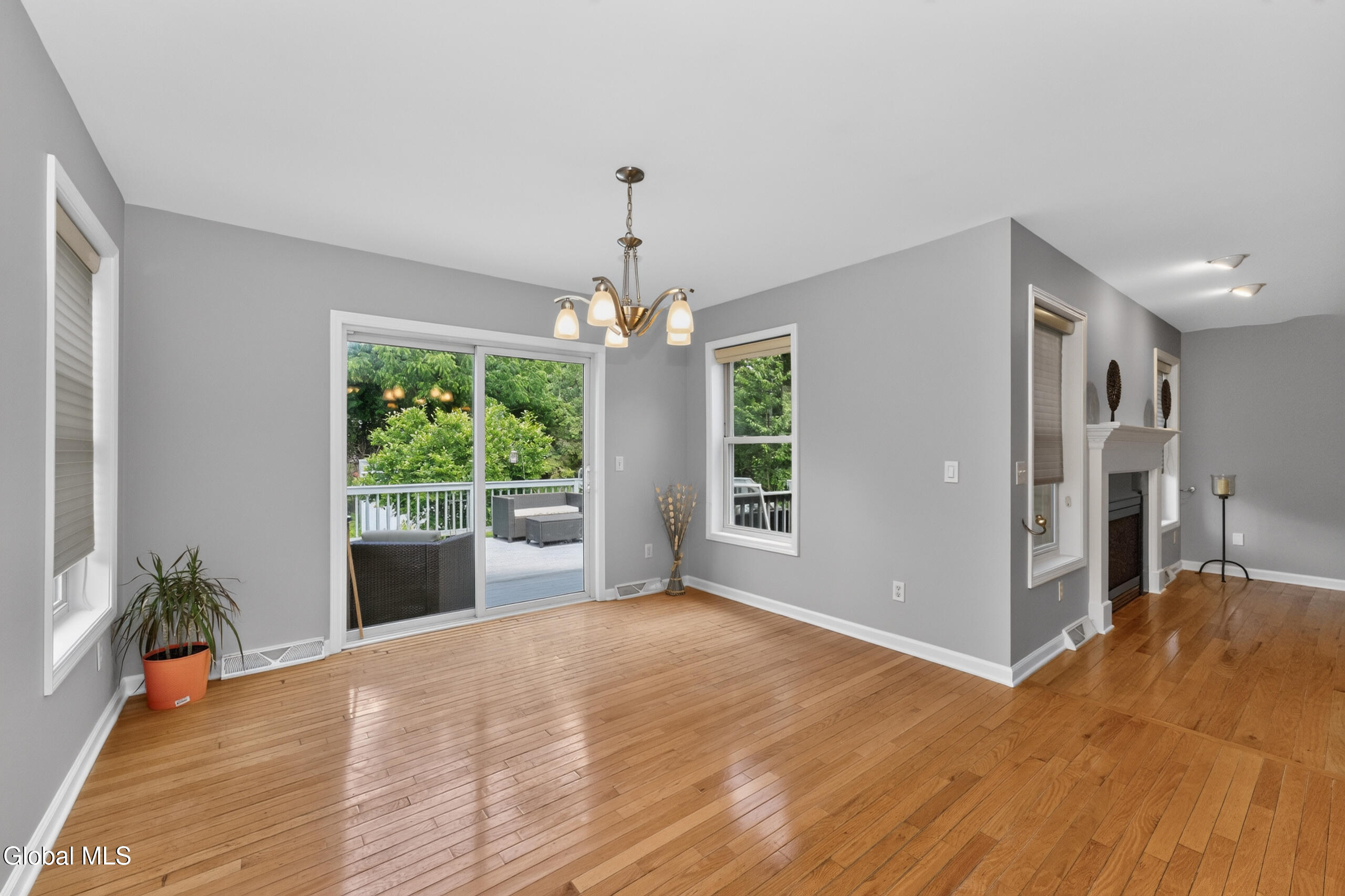 4303 Consaul Road Schenectady NY 12304