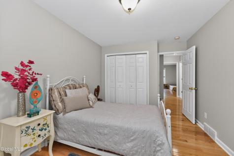 4303 Consaul Road Schenectady NY 12304