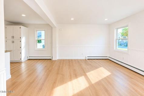 52 Broadway Latham NY 12110
