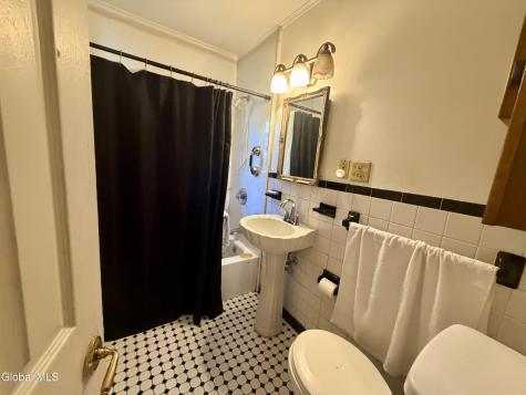 22 Michigan Avenue Rensselaer NY 12144