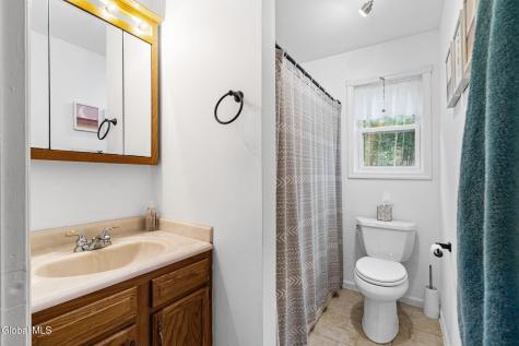 186 W Hand Hill Road East Nassau NY 12062
