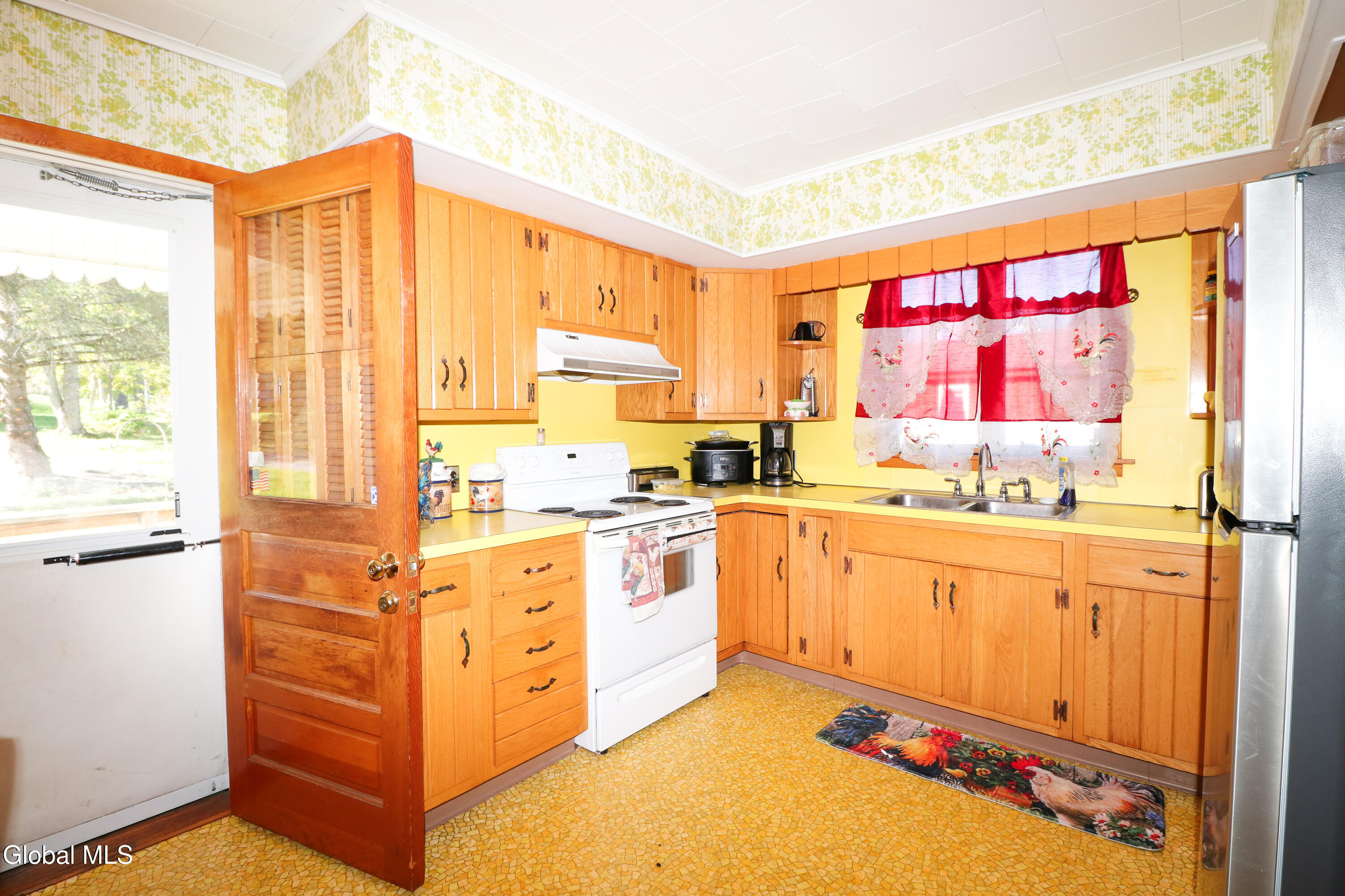 11 Blinn Street Whitehall NY 12887