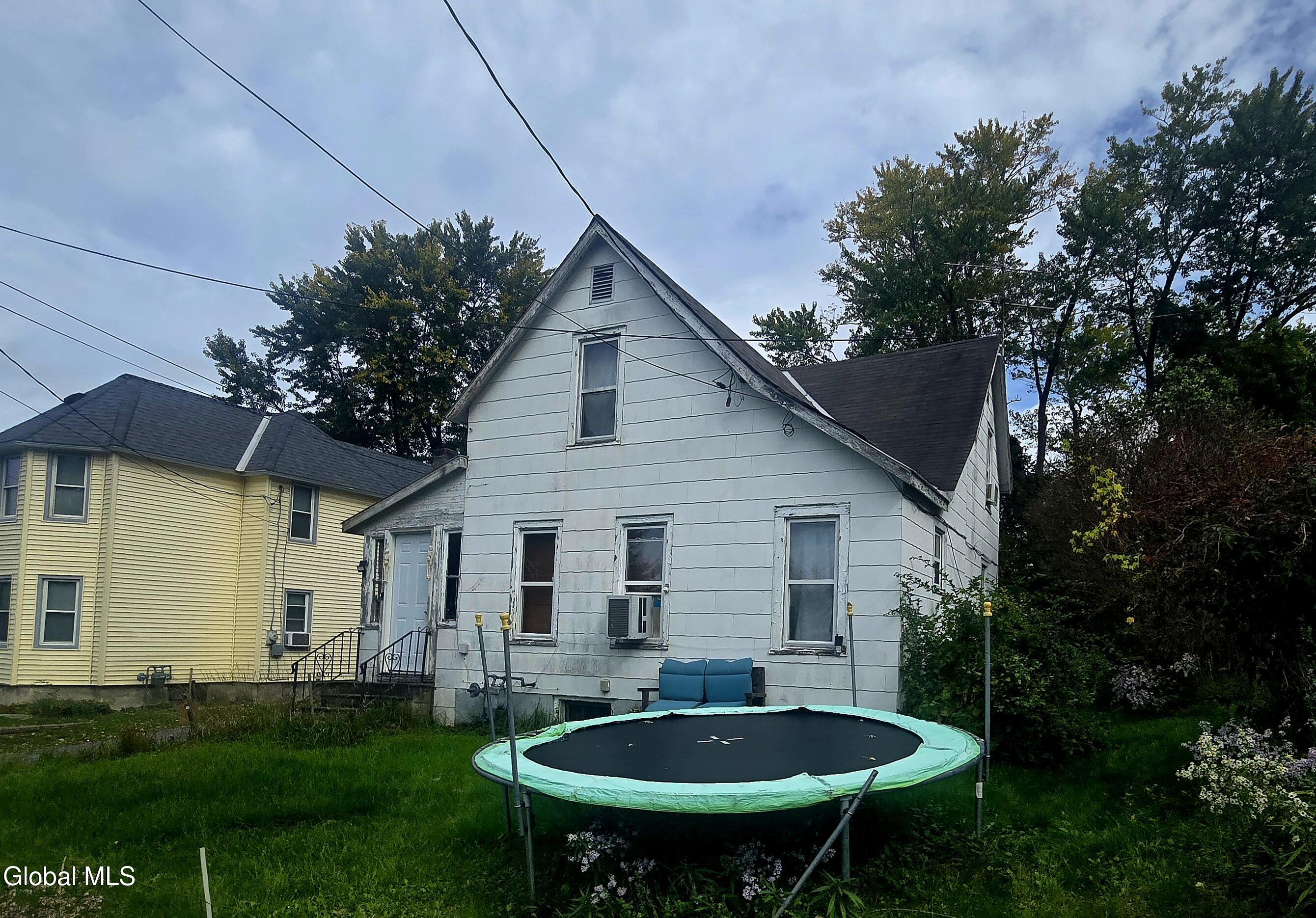 5 Cummings Avenue Johnstown NY 12095