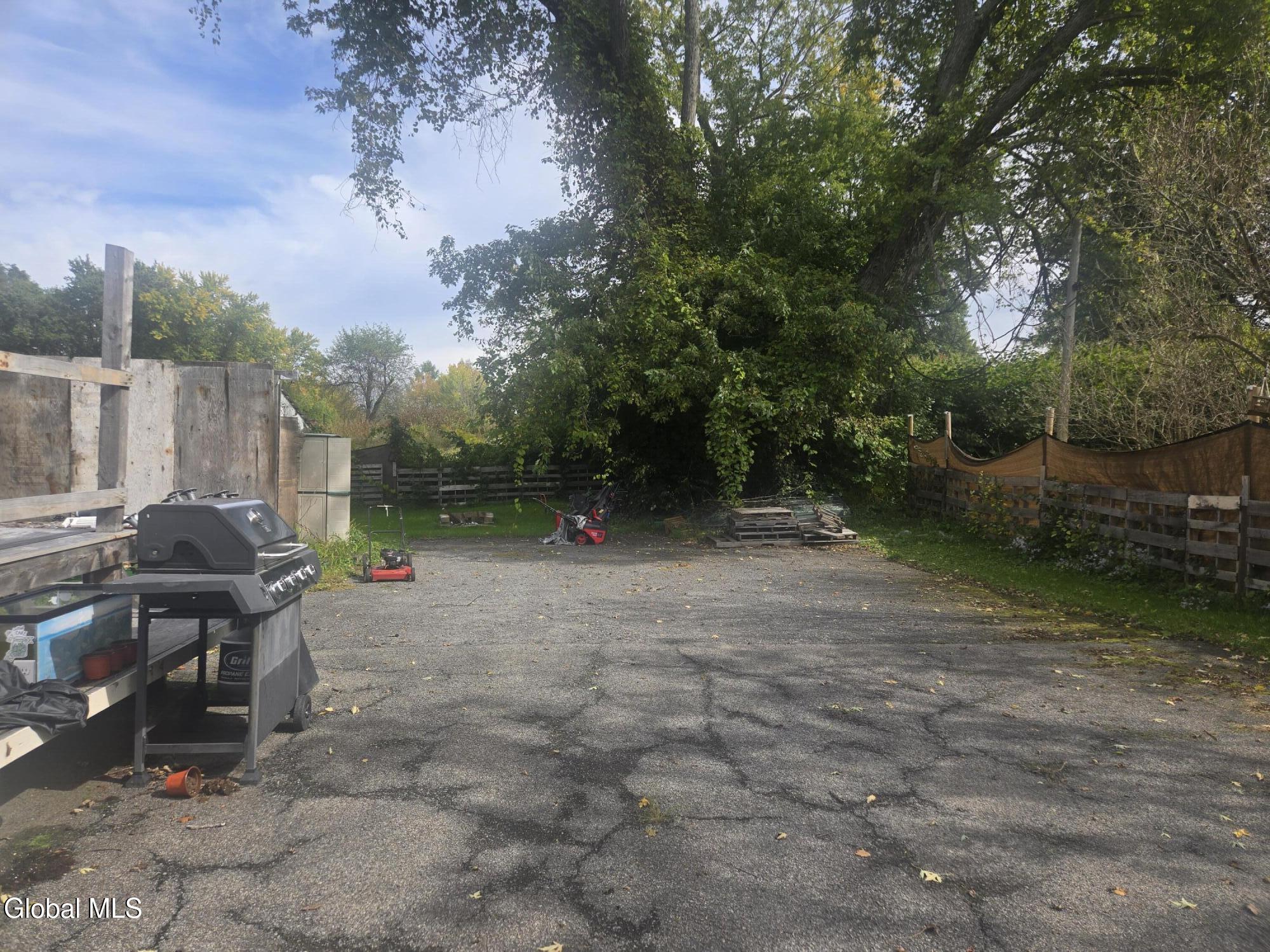 5 Cummings Avenue Johnstown NY 12095