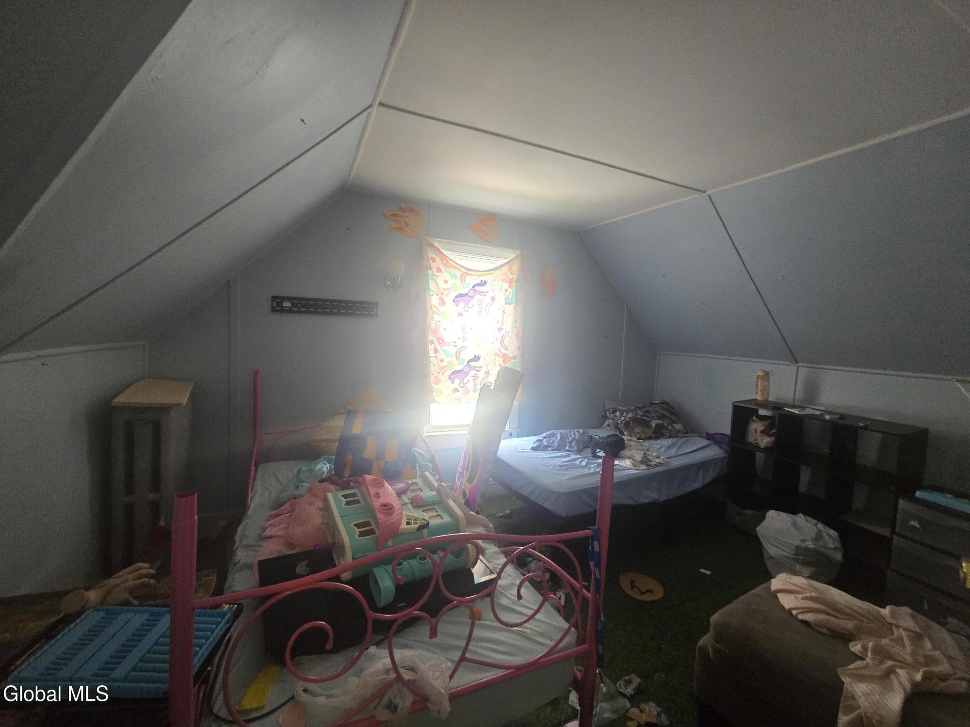 5 Cummings Avenue Johnstown NY 12095
