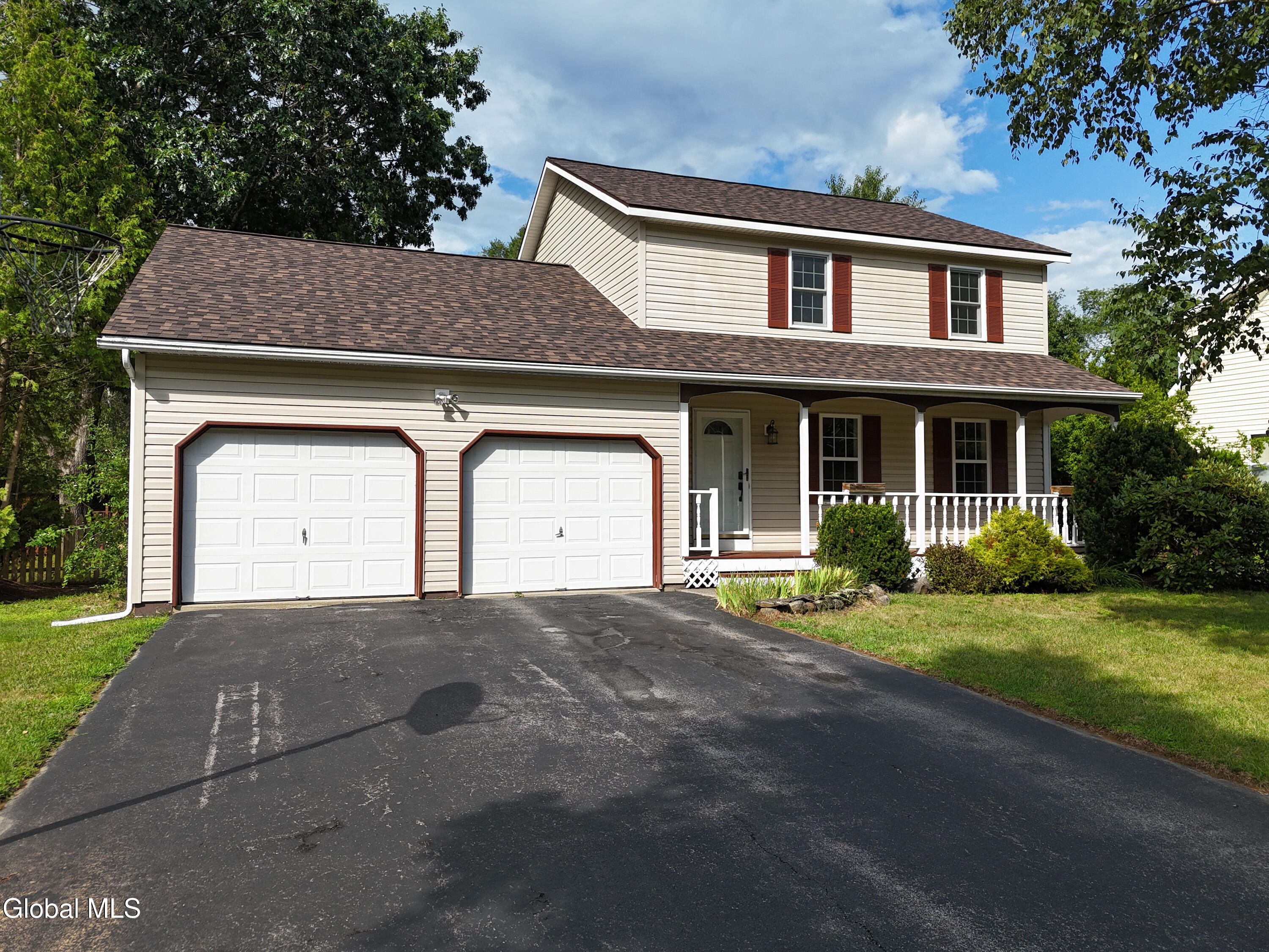 6 Aberdeen Way Gansevoort NY 12831