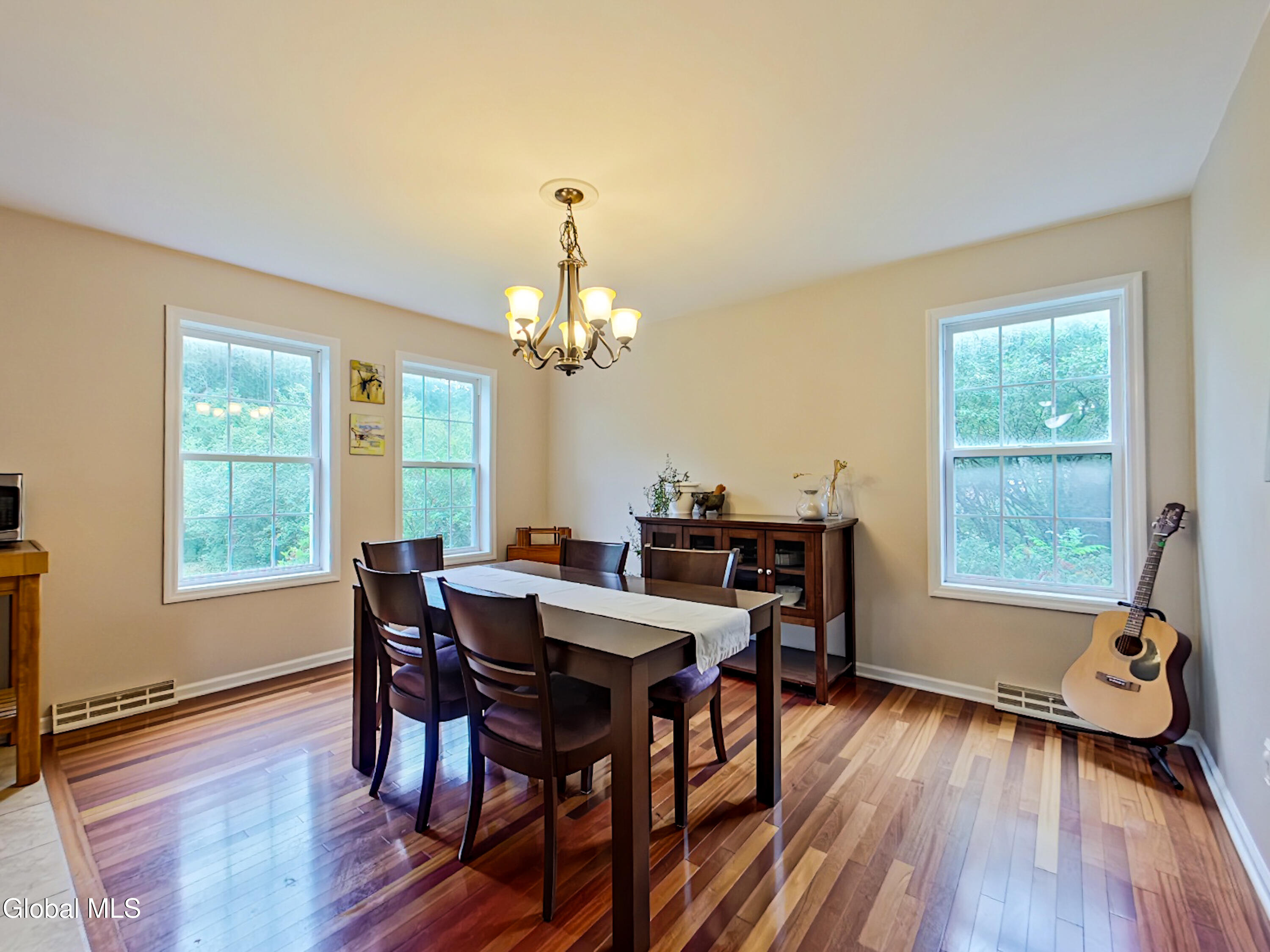 6 Aberdeen Way Gansevoort NY 12831