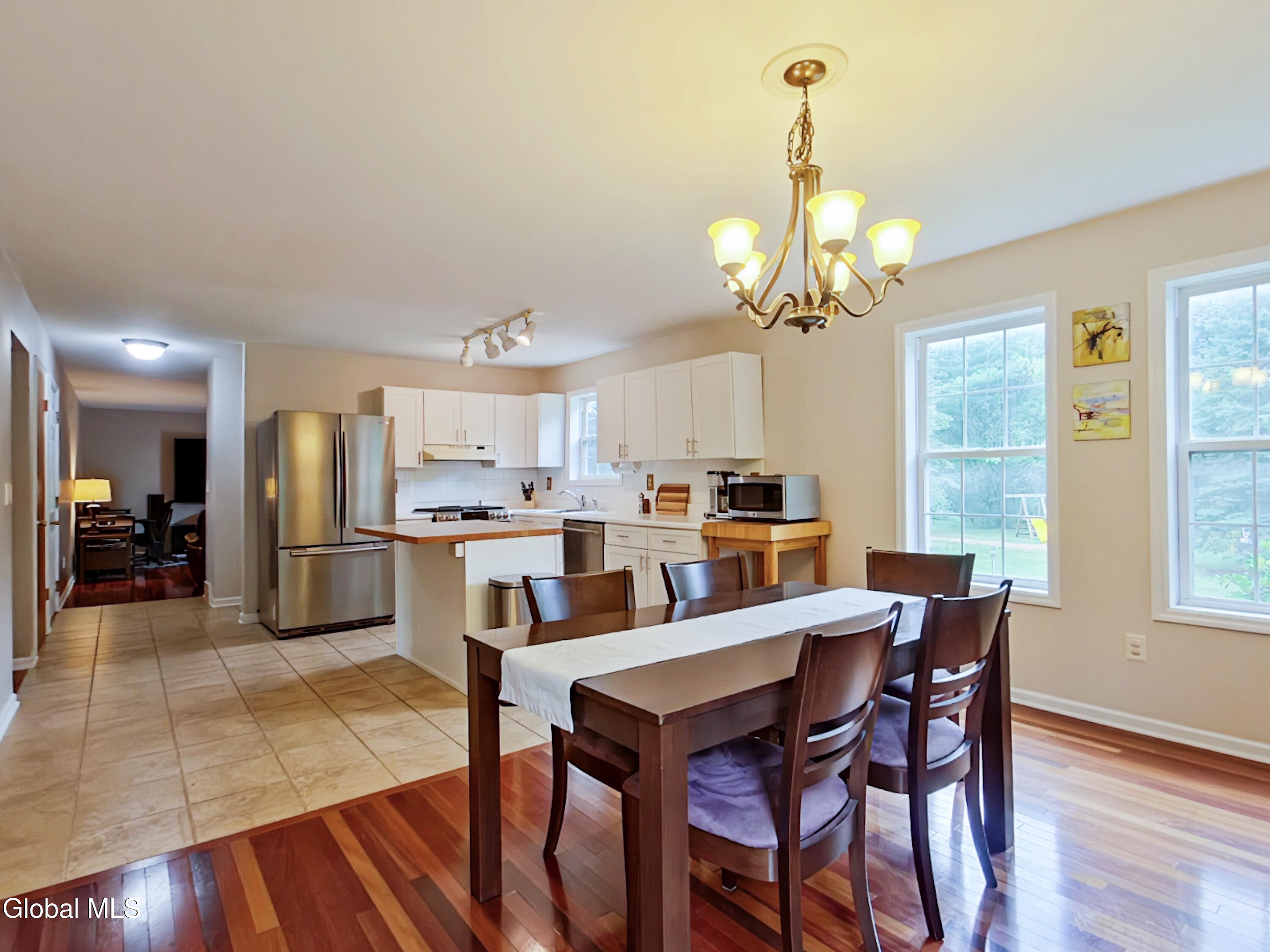 6 Aberdeen Way Gansevoort NY 12831