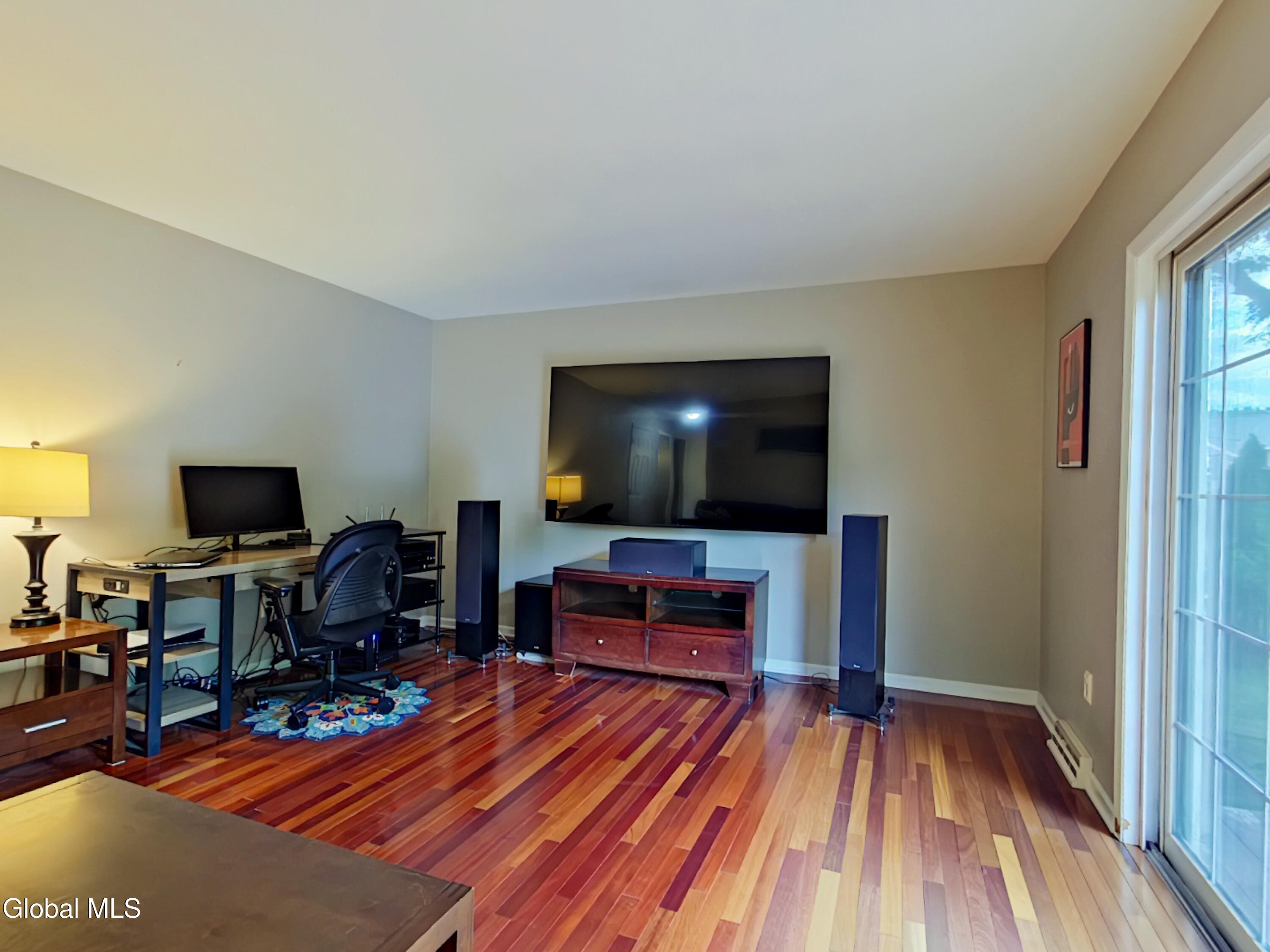 6 Aberdeen Way Gansevoort NY 12831