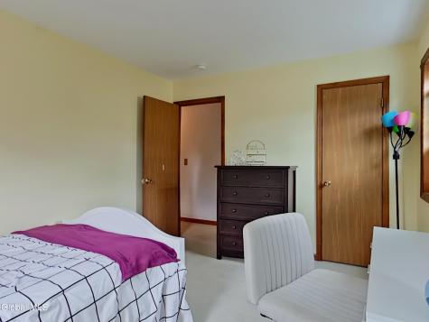6 Aberdeen Way Gansevoort NY 12831