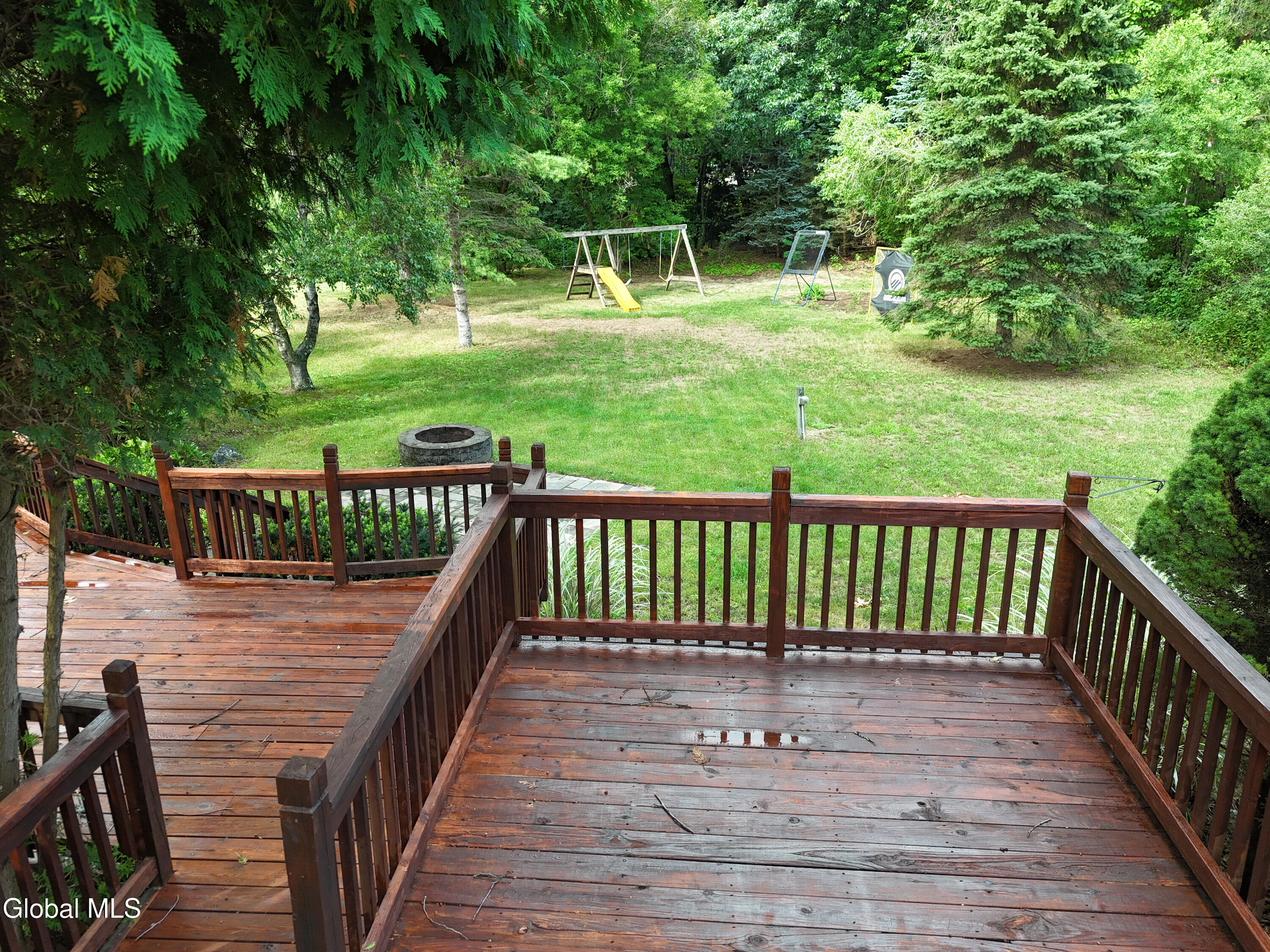 6 Aberdeen Way Gansevoort NY 12831