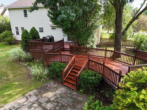 6 Aberdeen Way Gansevoort NY 12831