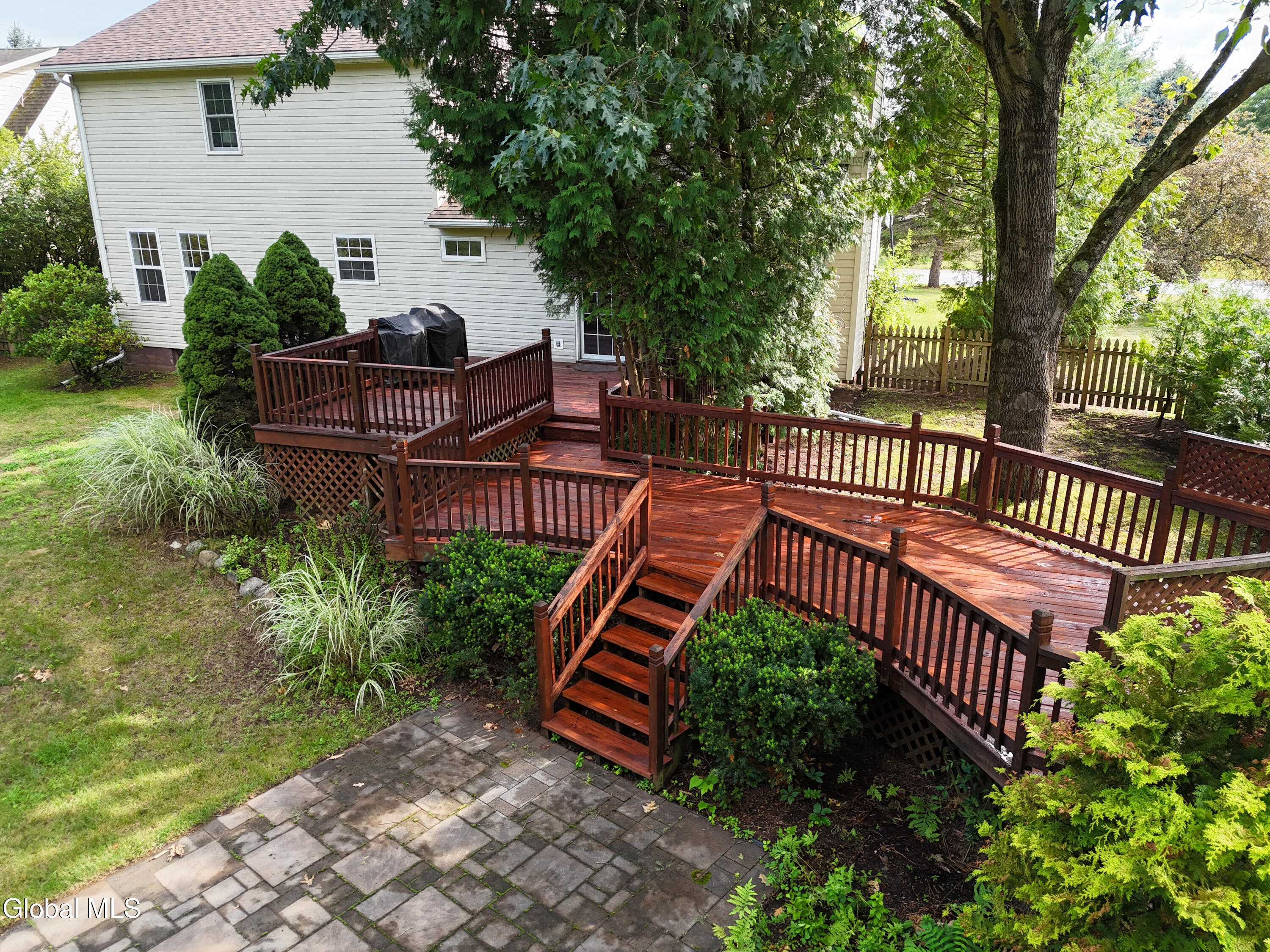 6 Aberdeen Way Gansevoort NY 12831