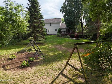 6 Aberdeen Way Gansevoort NY 12831