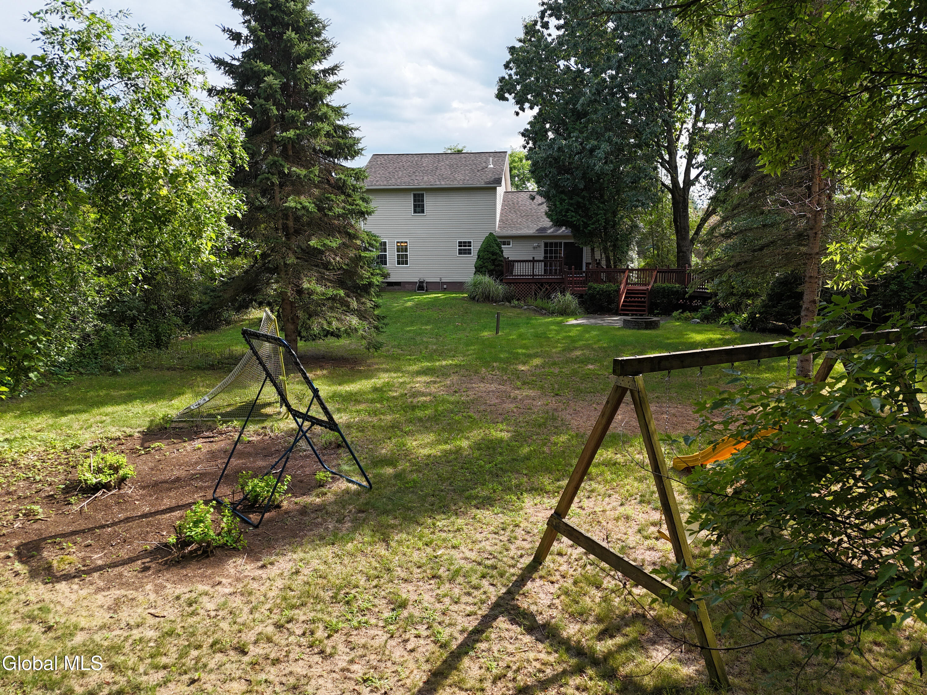 6 Aberdeen Way Gansevoort NY 12831