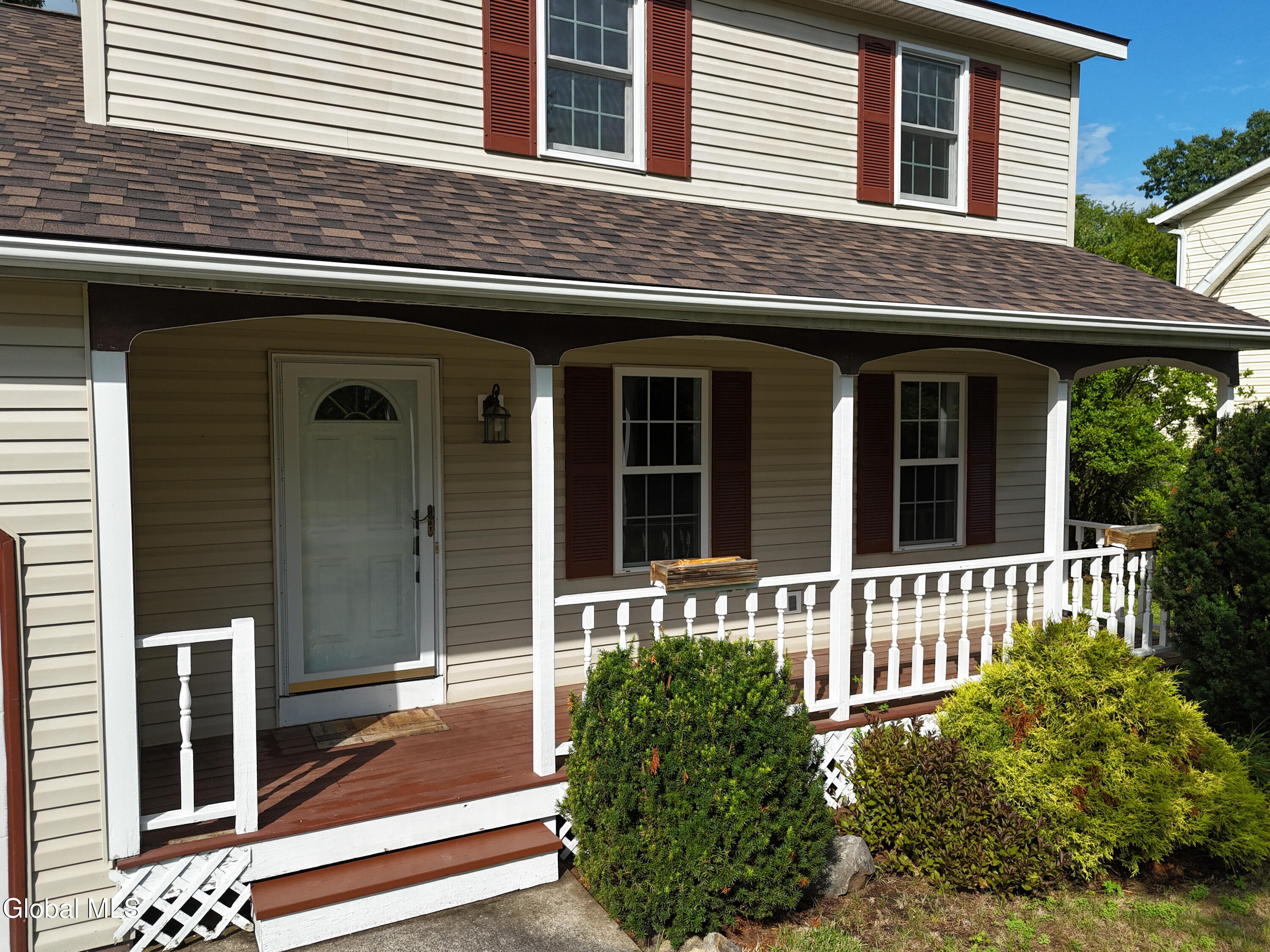 6 Aberdeen Way Gansevoort NY 12831