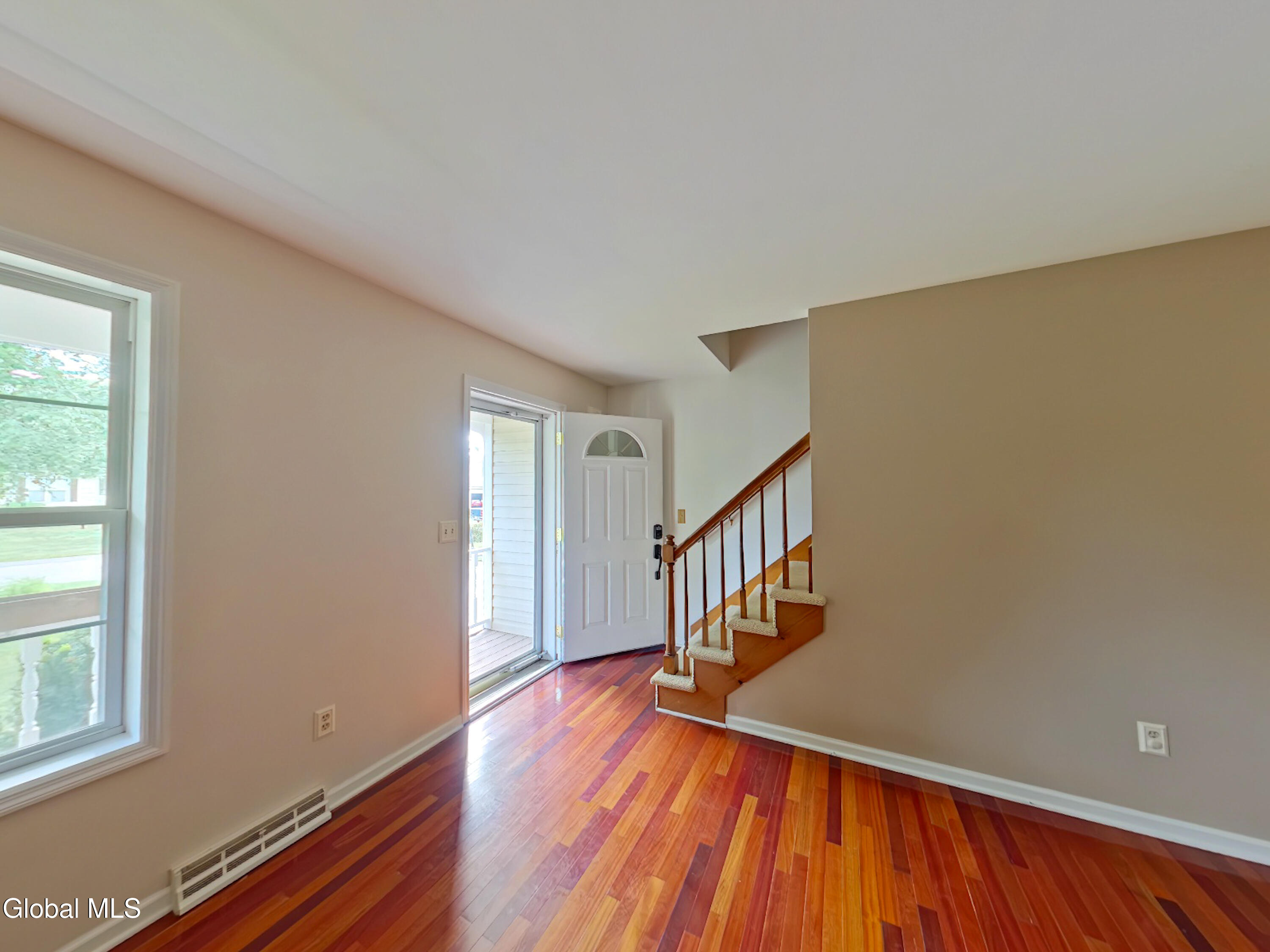 6 Aberdeen Way Gansevoort NY 12831