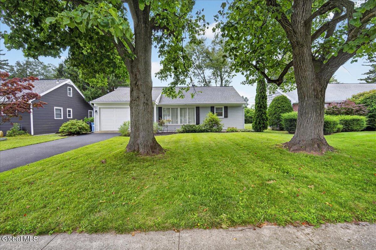 240 Davis Avenue Albany NY 12208