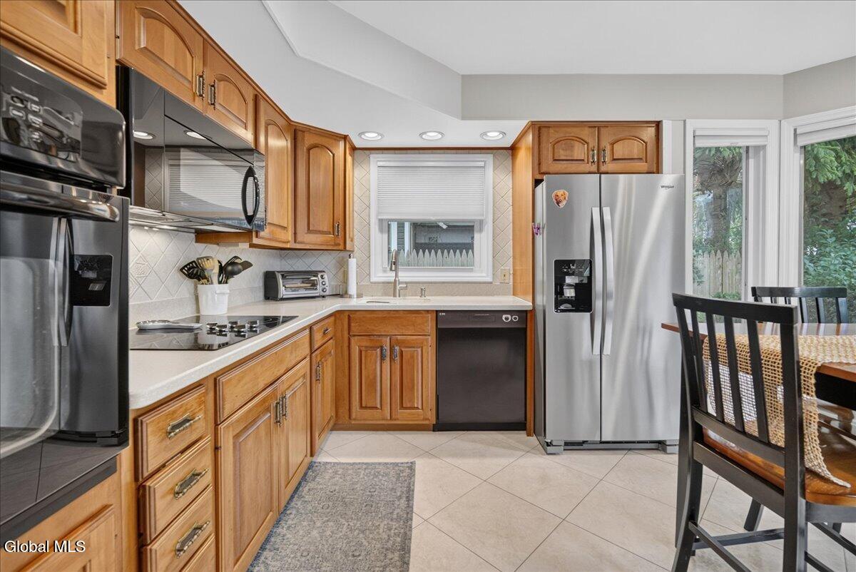 240 Davis Avenue Albany NY 12208