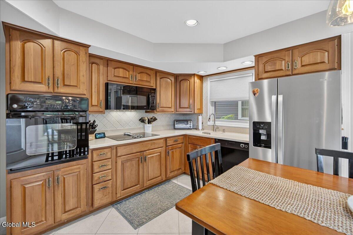 240 Davis Avenue Albany NY 12208