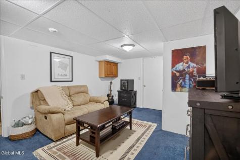 240 Davis Avenue Albany NY 12208
