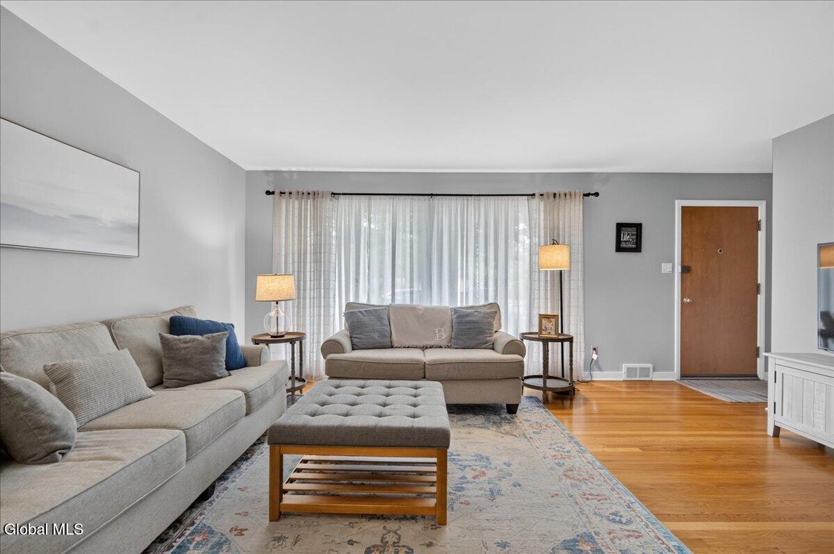 240 Davis Avenue Albany NY 12208