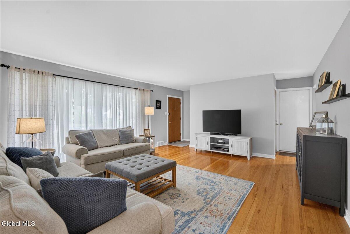 240 Davis Avenue Albany NY 12208