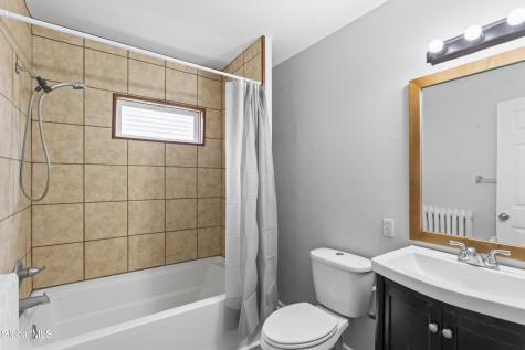 14 Woodside Avenue Colonie NY 12205