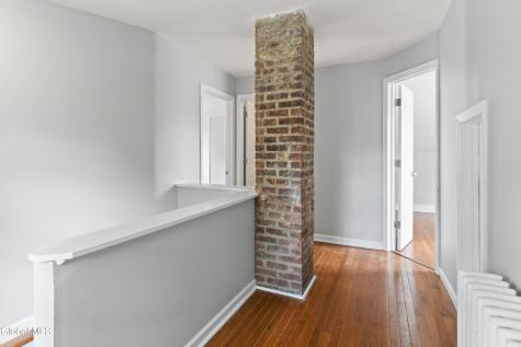 14 Woodside Avenue Colonie NY 12205