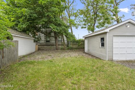 14 Woodside Avenue Colonie NY 12205