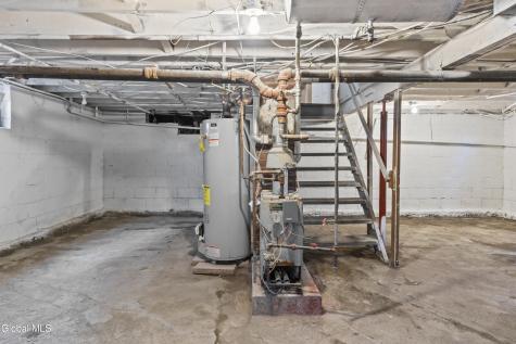 14 Woodside Avenue Colonie NY 12205