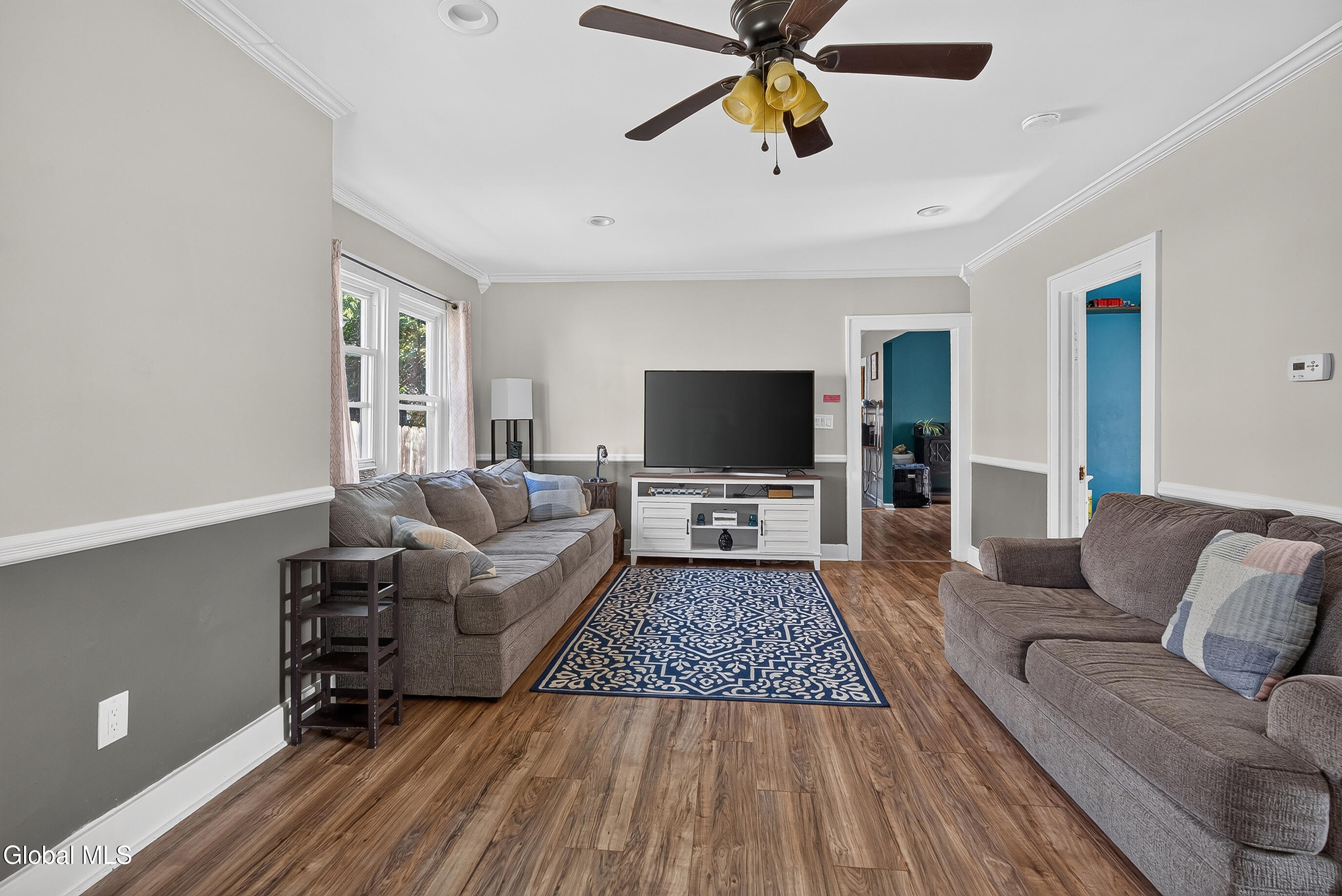 42 Jackson Avenue Schenectady NY 12304