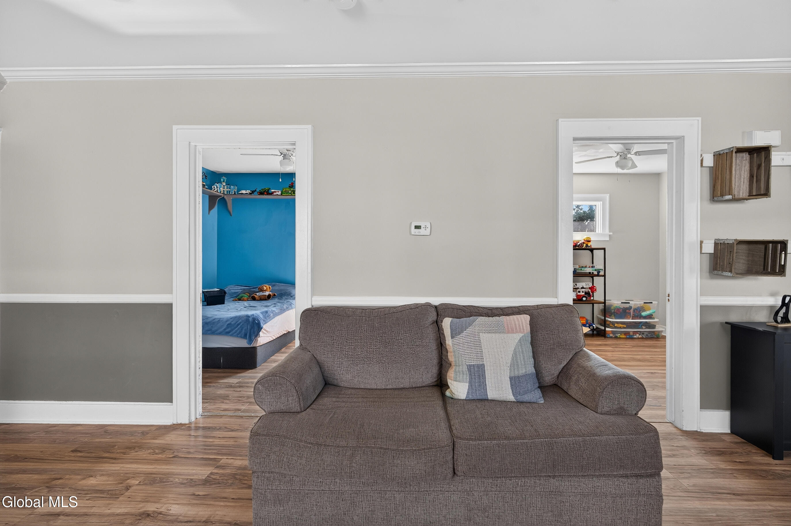 42 Jackson Avenue Schenectady NY 12304