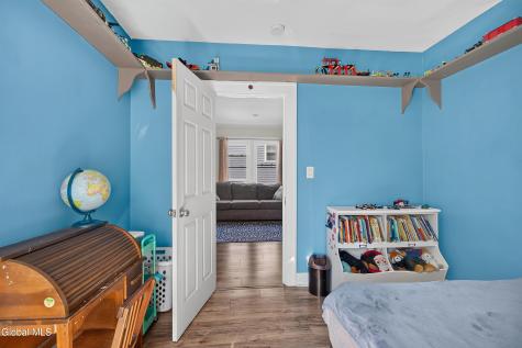 42 Jackson Avenue Schenectady NY 12304