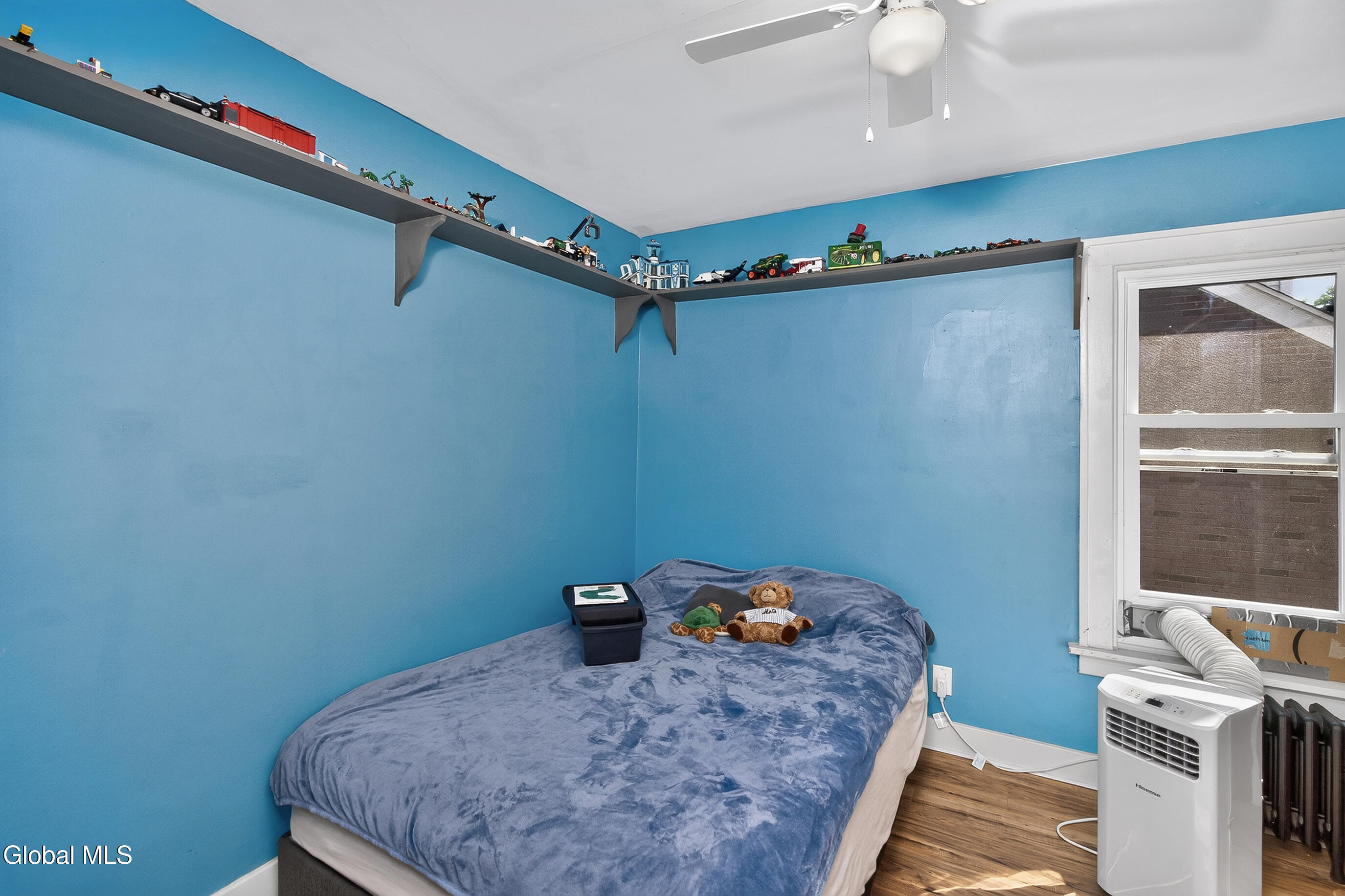 42 Jackson Avenue Schenectady NY 12304