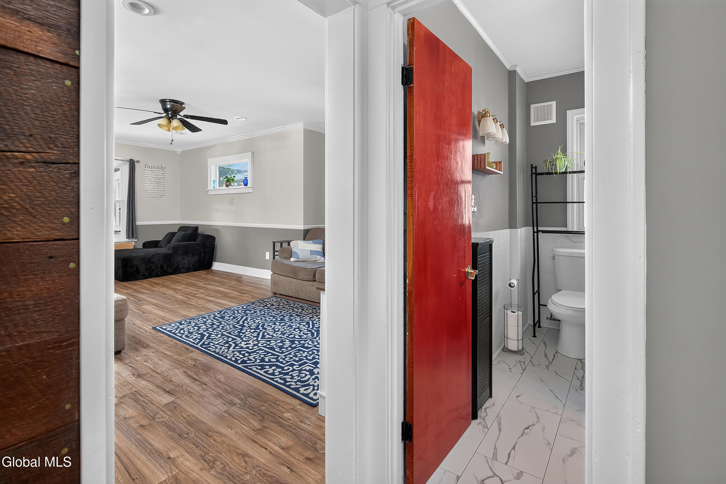 42 Jackson Avenue Schenectady NY 12304