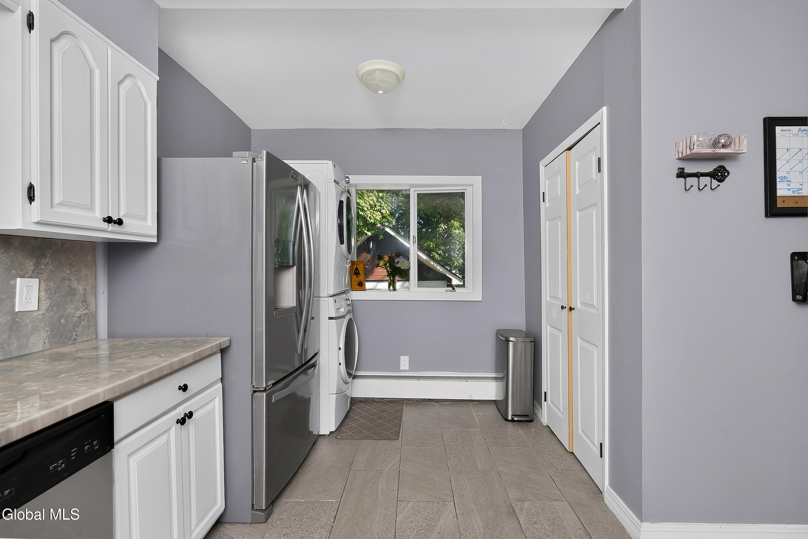 42 Jackson Avenue Schenectady NY 12304