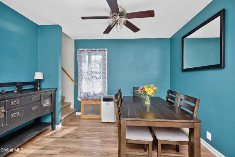 42 Jackson Avenue Schenectady NY 12304