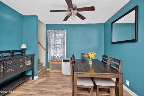 42 Jackson Avenue Schenectady NY 12304