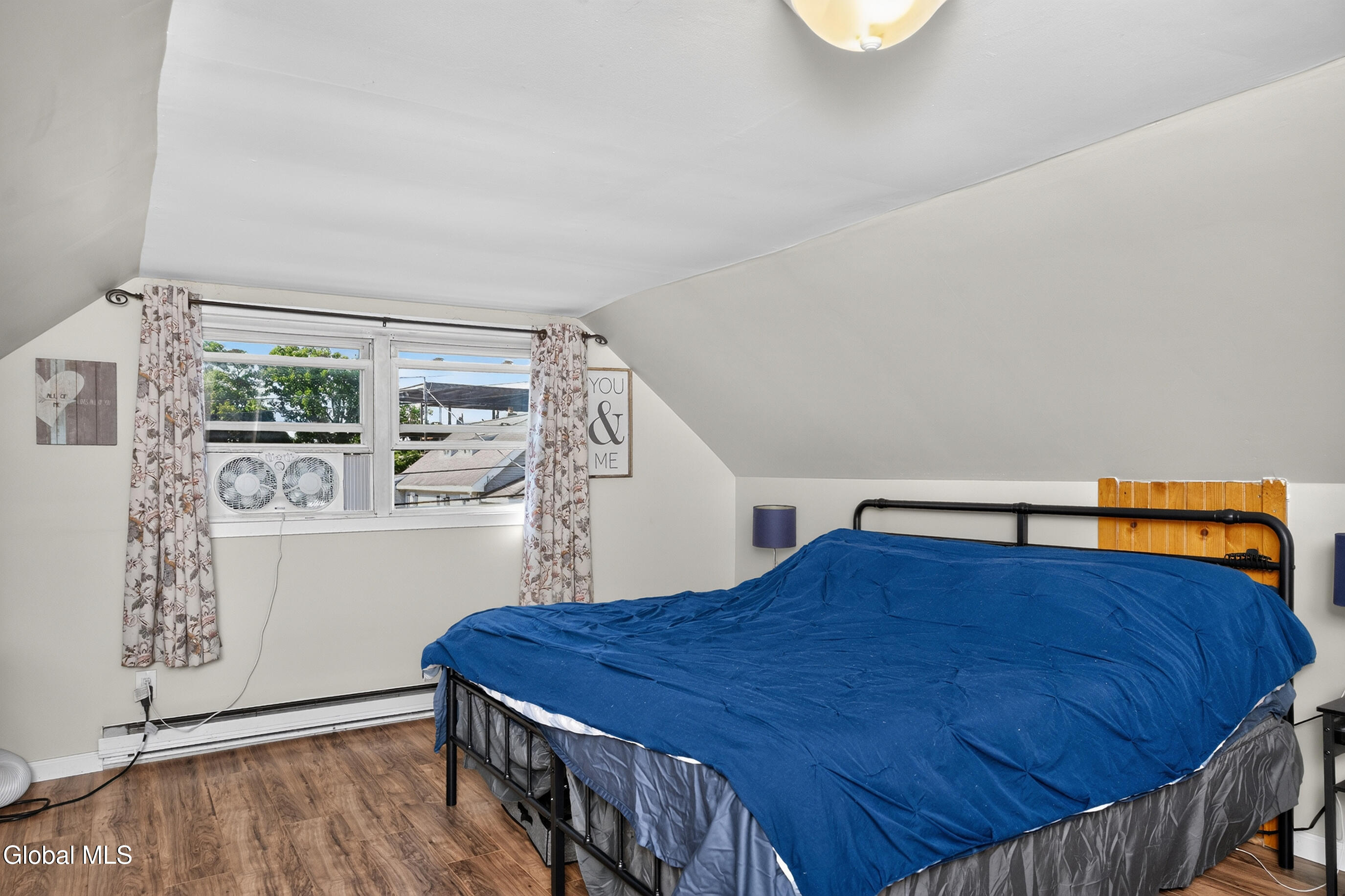 42 Jackson Avenue Schenectady NY 12304