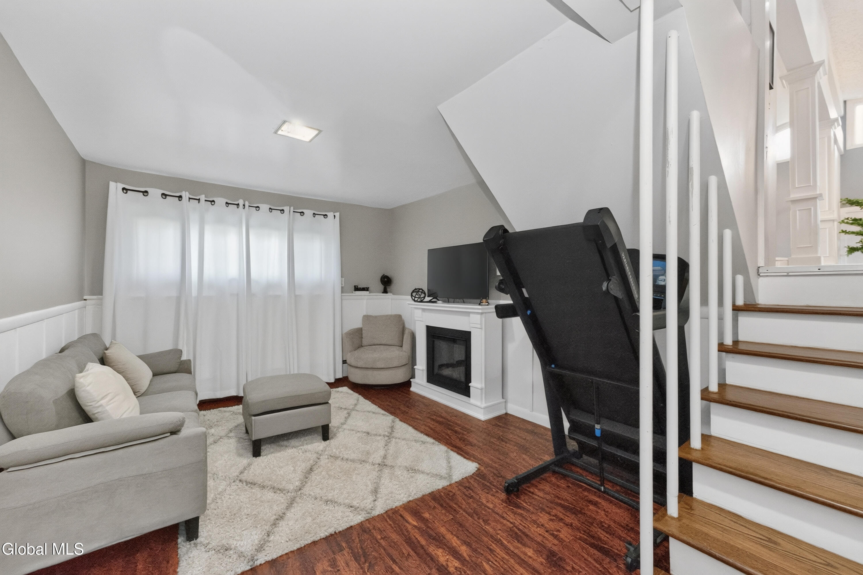 29 Brookwood Drive Latham NY 12110