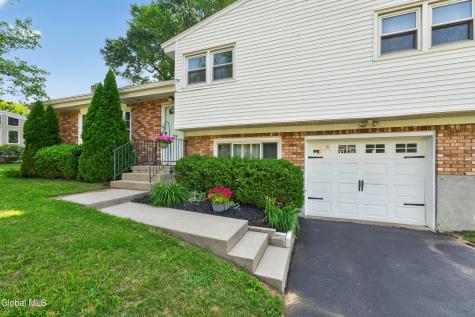 29 Brookwood Drive Latham NY 12110