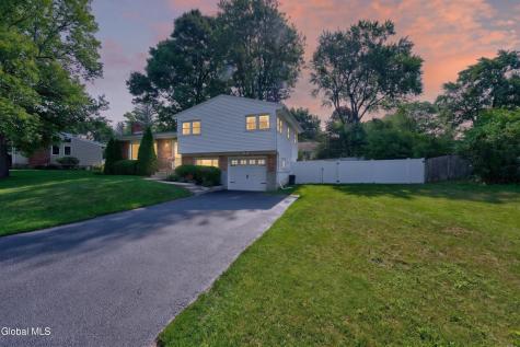 29 Brookwood Drive Latham NY 12110