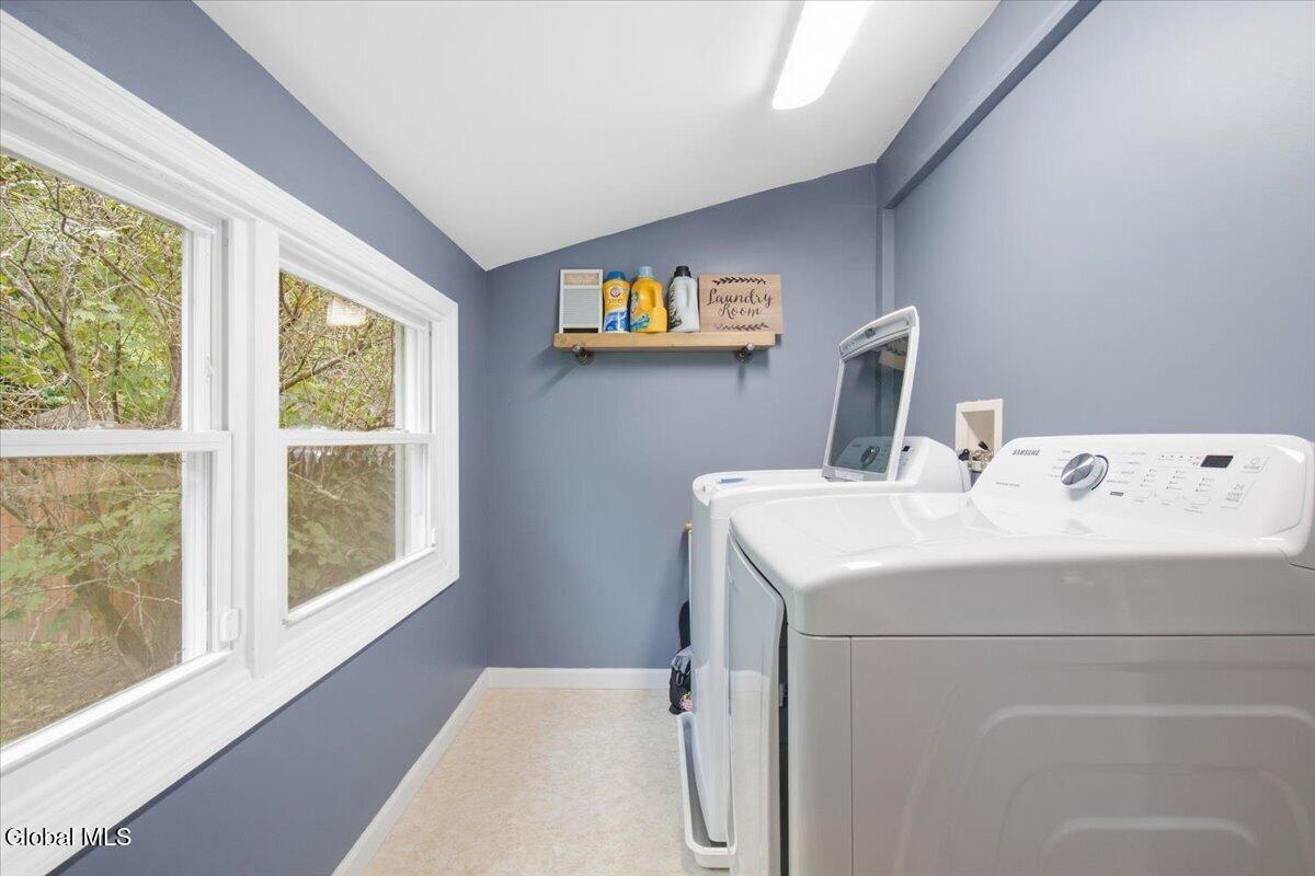 84 Plank Road Poestenkill NY 12140