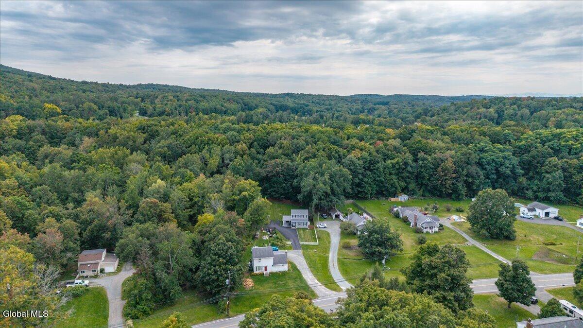 84 Plank Road Poestenkill NY 12140
