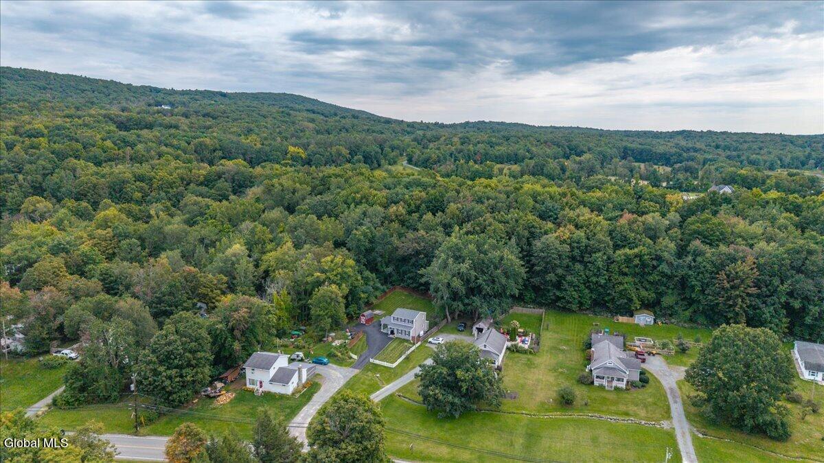 84 Plank Road Poestenkill NY 12140